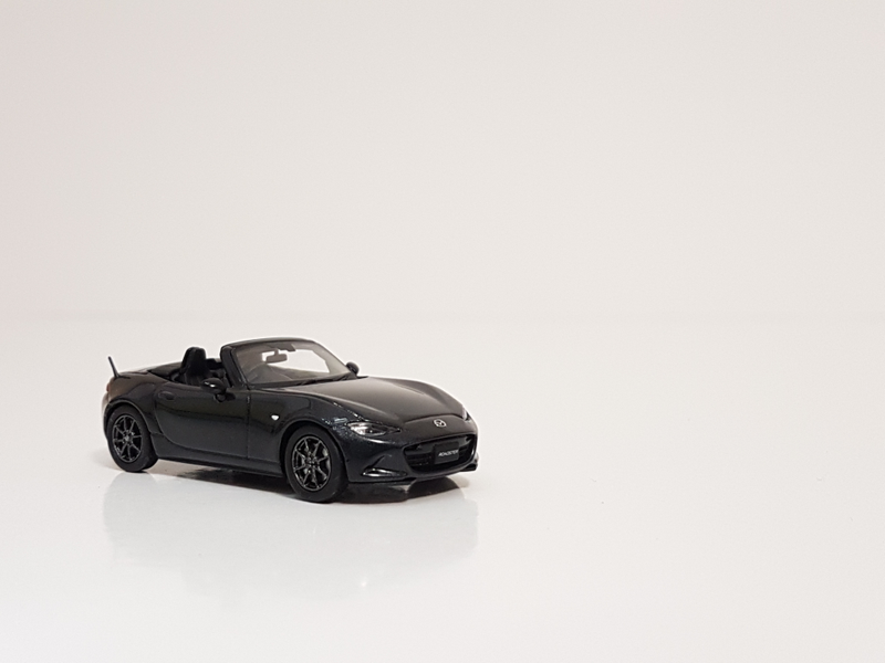 Illustration for article titled 1/64 Mazda MX-5 Miata Roadster by Oversteer